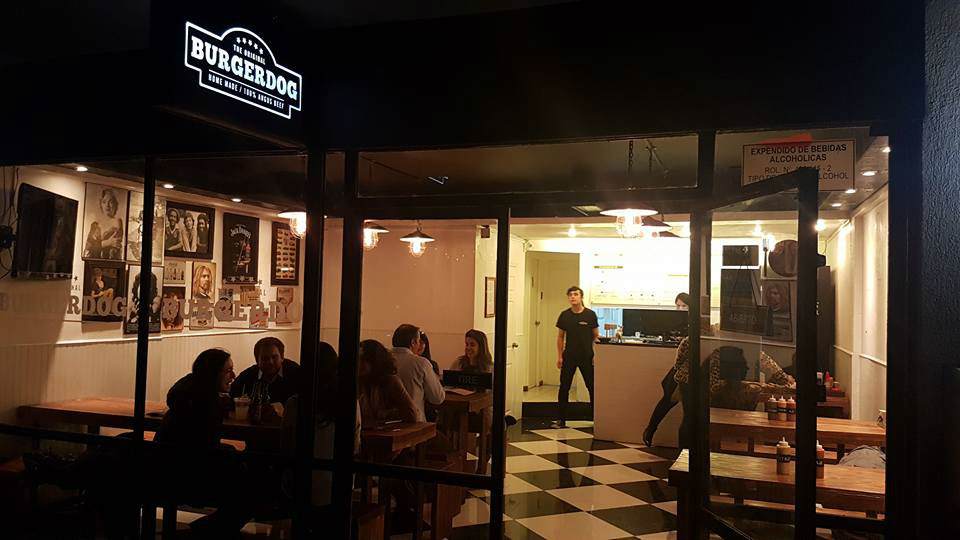 burgerdog-5